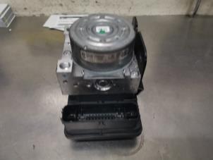 Gebruikte ABS Pomp Dacia Jogger 1.0 TCe 100 Bi-Fuel , ECO-G 12V Prijs € 175,00 Margeregeling aangeboden door De Witte Boerderij AutoMotive