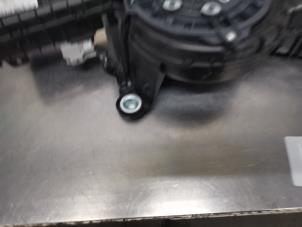 Gebruikte Accu ventilator Ford Mondeo V 2.0 Hybrid 16V Prijs € 125,00 Margeregeling aangeboden door De Witte Boerderij AutoMotive