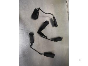 Gebruikte Ruitensproeier voor Ford Mondeo V 2.0 Hybrid 16V Prijs € 25,00 Margeregeling aangeboden door De Witte Boerderij AutoMotive