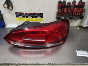 Gebruikte Achterlicht rechts Volkswagen Scirocco (137/13AD) 1.4 TSI 160 16V Prijs € 50,00 Margeregeling aangeboden door De Witte Boerderij AutoMotive