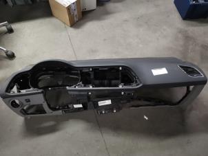 Gebruikte Dashboard Seat Leon ST (5FF) 1.2 TSI Ecomotive 16V Prijs € 350,00 Margeregeling aangeboden door De Witte Boerderij AutoMotive