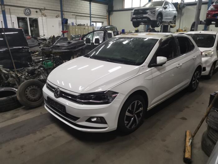 Voorkop compleet van een Volkswagen Polo VI (AW1) 1.6 TDI 16V 95 2019