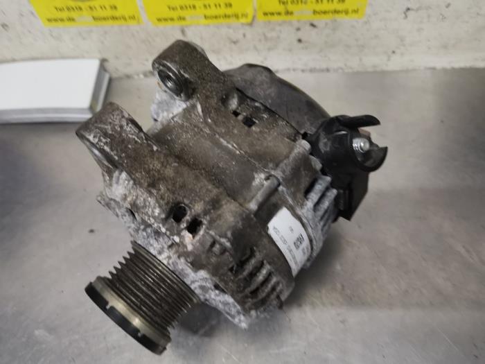 Gebruikte Dynamo Ford Fiesta 7 1.0 EcoBoost 12V 100 Prijs € 25,00 Margeregeling aangeboden door De Witte Boerderij AutoMotive
