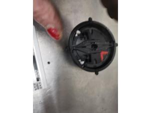 Gebruikte Spiegel motor links Mercedes A (177.0) 1.3 A-200 Turbo 16V Prijs € 45,00 Margeregeling aangeboden door De Witte Boerderij AutoMotive
