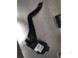 Gebruikte Sensor Gaspedaalpositie Opel Crossland (X) 1.2 Turbo 12V Euro 6 Prijs € 10,00 Margeregeling aangeboden door De Witte Boerderij AutoMotive