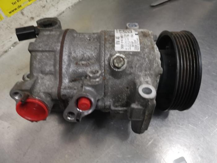 Gebruikte Aircopomp Skoda Fabia III (NJ3) 1.0 12V Prijs € 25,00 Margeregeling aangeboden door De Witte Boerderij AutoMotive
