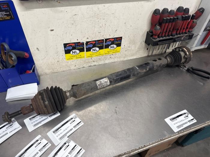 Gebruikte Aandrijfas rechts-voor Volkswagen Eos (1F7/F8) 1.4 TSI 16V Prijs € 25,00 Margeregeling aangeboden door De Witte Boerderij AutoMotive