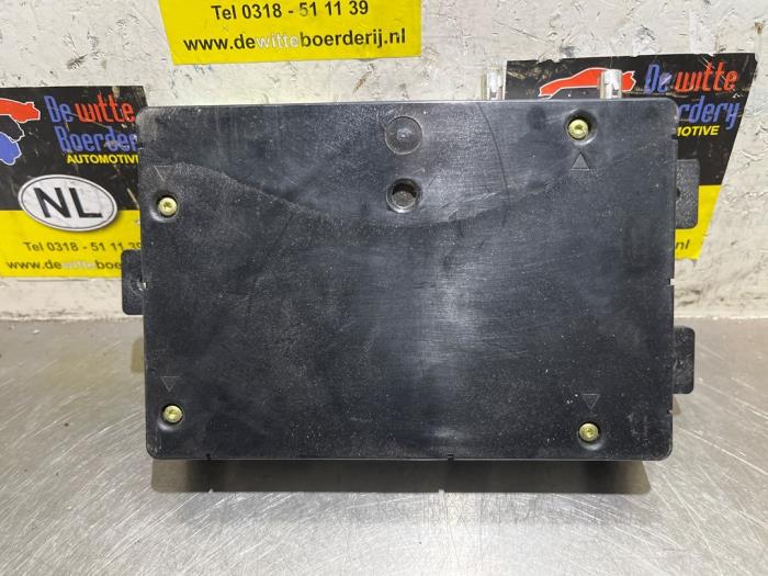 Gebruikte Bluetooth module Opel Karl 1.0 12V Prijs € 25,00 Margeregeling aangeboden door De Witte Boerderij AutoMotive