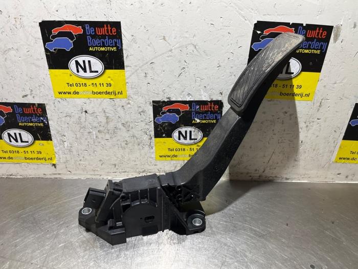 Gebruikte Gaspedaalpositie Sensor Ford Fiesta 7 1.0 EcoBoost 12V 100 Prijs € 9,95 Margeregeling aangeboden door De Witte Boerderij AutoMotive