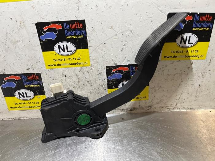 Gebruikte Gaspedaalpositie Sensor Opel Karl 1.0 12V Prijs € 10,00 Margeregeling aangeboden door De Witte Boerderij AutoMotive