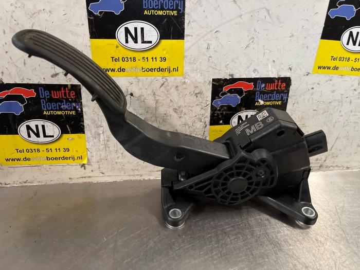 Gebruikte Gaspedaalpositie Sensor Toyota Yaris IV (P21/PA1/PH1) 1.5 12V Hybrid 115 Prijs € 14,95 Margeregeling aangeboden door De Witte Boerderij AutoMotive