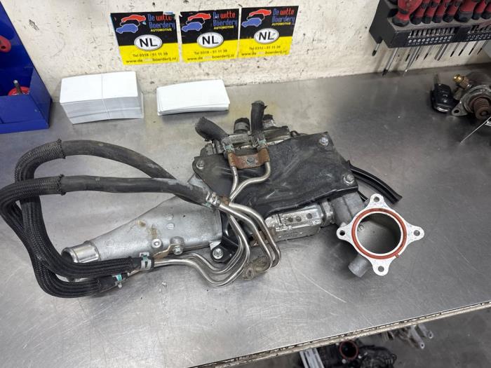 Gebruikte Intercooler Toyota Auris (E18) 1.2 T 16V Prijs € 265,00 Margeregeling aangeboden door De Witte Boerderij AutoMotive