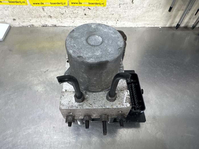 Gebruikte ABS Pomp Audi A4 Avant (B8) 1.8 TFSI 16V Prijs € 85,00 Margeregeling aangeboden door De Witte Boerderij AutoMotive