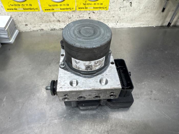 Gebruikte ABS Pomp Citroen Jumpy 2.0 Blue HDI 150 Prijs € 30,25 Inclusief btw aangeboden door De Witte Boerderij AutoMotive
