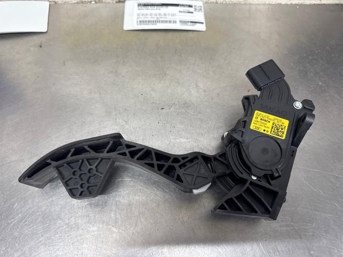 Gebruikte Gaspedaalpositie Sensor Skoda Fabia III (NJ3) 1.0 12V Prijs € 10,00 Margeregeling aangeboden door De Witte Boerderij AutoMotive