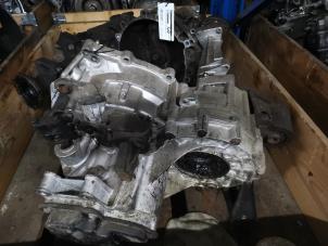 Gebruikte Versnellingsbak Volkswagen Transporter T4 1.9 D Prijs € 350,00 Margeregeling aangeboden door De Witte Boerderij AutoMotive