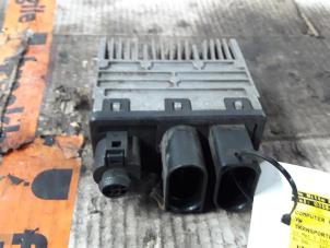 Gebruikte Computer Koeling Volkswagen Transporter T5 2.5 TDi Prijs € 50,00 Margeregeling aangeboden door De Witte Boerderij AutoMotive