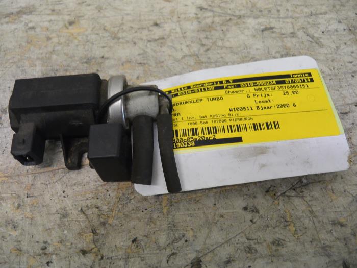 Gebruikte Overdrukklep Turbo Opel Astra G (F70) 1.7 DTI 16V Eco4 Prijs € 25,00 Margeregeling aangeboden door De Witte Boerderij AutoMotive