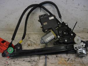 Gebruikte Raammechaniek 4Deurs rechts-achter Ford Galaxy Prijs € 75,00 Margeregeling aangeboden door De Witte Boerderij AutoMotive