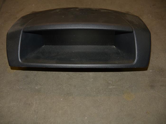 Gebruikte Display Interieur Peugeot Partner Tepee (7A/B/C/D/E/F/G/J/P/S) 1.6 HDI 75 Prijs € 35,00 Margeregeling aangeboden door De Witte Boerderij AutoMotive