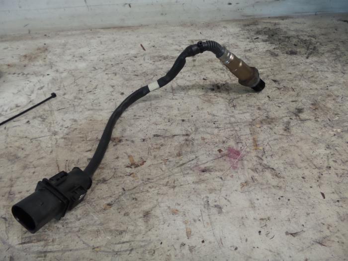 Gebruikte Lambda Sonde Peugeot Partner Tepee (7A/B/C/D/E/F/G/J/P/S) 1.6 HDI 75 Prijs € 50,00 Margeregeling aangeboden door De Witte Boerderij AutoMotive