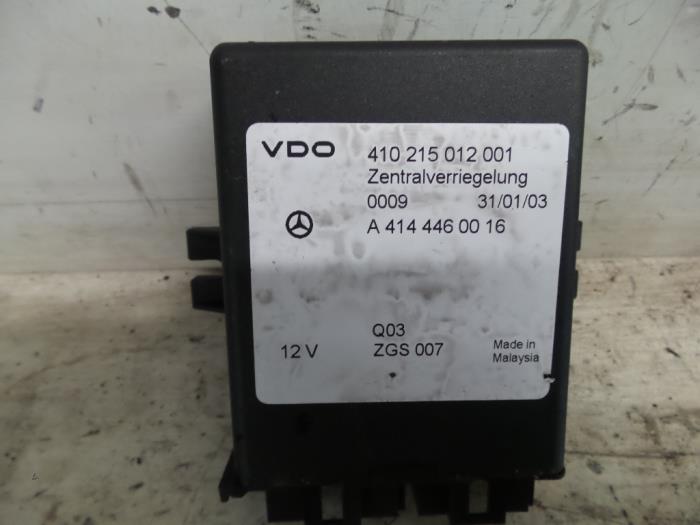 Centrale Deurvergrendelings Module van een Mercedes-Benz Vaneo (W414) 1.7 CDI 16V 2003