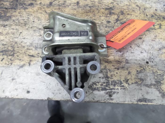Gebruikte Motorrubber Fiat Ducato (250) 2.3 D 120 Multijet Prijs € 35,00 Margeregeling aangeboden door De Witte Boerderij AutoMotive