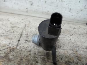 Gebruikte Ruitensproeierpomp voor Opel Agila (B) 1.2 16V Prijs € 20,00 Margeregeling aangeboden door De Witte Boerderij AutoMotive