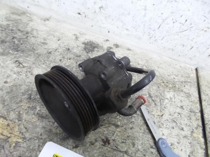 Gebruikte Stuurpomp Seat Arosa (6H1) 1.4 16V Prijs € 50,00 Margeregeling aangeboden door De Witte Boerderij AutoMotive
