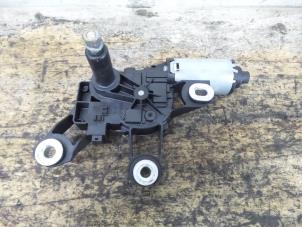 Gebruikte Ruitenwissermotor achter Ford Fiesta 5 (JD/JH) 1.4 16V Prijs € 25,00 Margeregeling aangeboden door De Witte Boerderij AutoMotive