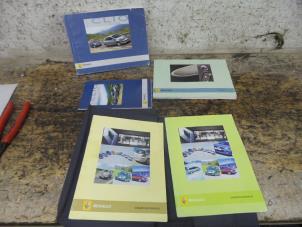 Gebruikte Instructie Boekje Renault Clio III (BR/CR) 1.5 dCi 70 Prijs € 20,00 Margeregeling aangeboden door De Witte Boerderij B.V.