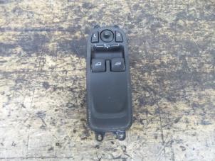 Gebruikte Combischakelaar ramen Volvo C30 Prijs € 35,00 Margeregeling aangeboden door De Witte Boerderij AutoMotive