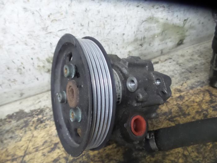 Gebruikte Pomp Servo Audi A4 (B6) 1.9 TDI PDE 130 Prijs € 75,00 Margeregeling aangeboden door De Witte Boerderij AutoMotive