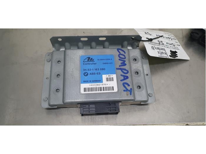 ABS Computer van een BMW 3-Serie 1995