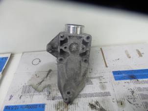 Gebruikte Motorsteun Mercedes Vito (639.6) 2.2 109 CDI 16V Prijs € 35,00 Margeregeling aangeboden door De Witte Boerderij AutoMotive