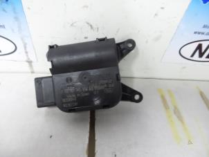 Gebruikte Kachelklep Motor Seat Alhambra (7N) 1.4 TSI 16V Prijs € 25,00 Margeregeling aangeboden door De Witte Boerderij AutoMotive