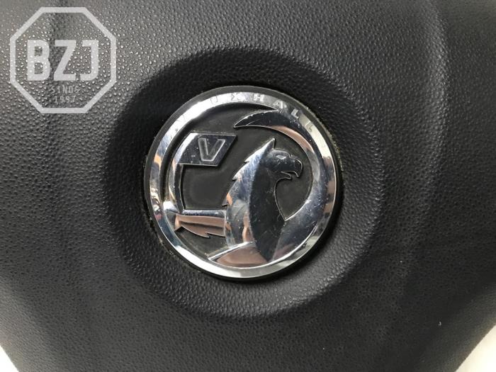 Airbag links (Stuur) van een Opel Combo 1.6 CDTI 16V 2014