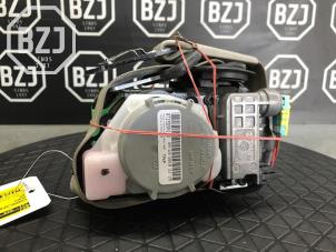 Gebruikte Gordelspanner rechts Audi A5 Prijs € 65,00 Margeregeling aangeboden door BZJ b.v.