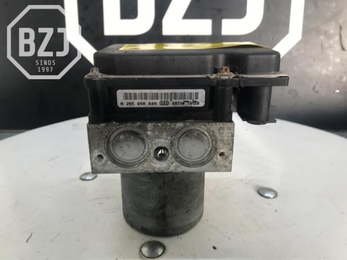 Gebruikte ABS Pomp Mercedes B (W245) 2.0 B-200 CDI 16V Prijs € 95,00 Margeregeling aangeboden door BZJ b.v.