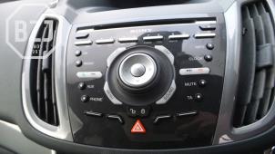 Gebruikte Radio CD Speler Ford C-Max (DXA) 2.0 TDCi 16V Prijs op aanvraag aangeboden door BZJ b.v.
