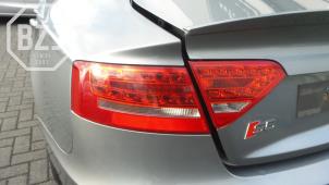 Gebruikte Achterlicht links Audi S5 Sportback (8TA) 3.0 TFSI V6 32V Prijs op aanvraag aangeboden door BZJ b.v.