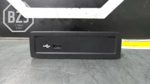 Gebruikte USB module Mercedes A (177.0) 1.3 A-180 Turbo 16V Prijs op aanvraag aangeboden door BZJ b.v.