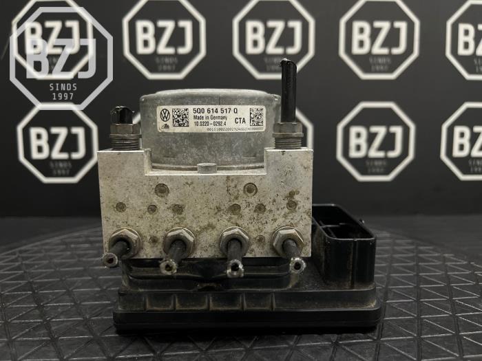 Gebruikte ABS Pomp Seat Leon ST (5FF) 1.6 TDI Ecomotive 16V Prijs € 125,00 Margeregeling aangeboden door BZJ b.v.
