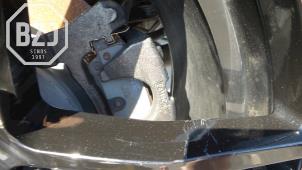 Gebruikte Remklauw (Tang) links-achter Ford Usa Mustang VI Fastback 5.0 GT Premium Ti-VCT V8 32V Prijs op aanvraag aangeboden door BZJ b.v.