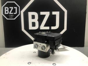 Gebruikte ABS Pomp Ford Kuga II (DM2) 2.0 TDCi 16V 180 4x4 Prijs op aanvraag aangeboden door BZJ b.v.