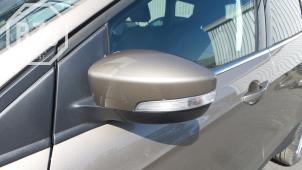 Gebruikte Spiegel Buiten links Ford Kuga II (DM2) 2.0 TDCi 16V 120 Prijs op aanvraag aangeboden door BZJ b.v.
