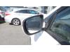 Buitenspiegel links van een Hyundai iX35 (LM) 2.0 CRDi 16V 2012