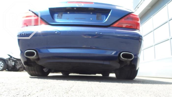 Gebruikte Uitlaat Einddemper Mercedes SL (R230) 5.0 SL-500 V8 24V Prijs € 400,00 Margeregeling aangeboden door BZJ b.v.