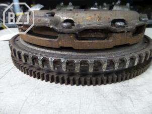 Gebruikte Vliegwiel dubbele massa Renault Grand Scénic III (JZ) 1.4 16V TCe 130 Prijs € 150,00 Margeregeling aangeboden door BZJ b.v.