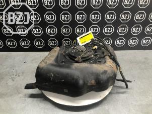 Gebruikte Adblue tank Landrover Range Rover Evoque (LVJ/LVS) 2.0 D 150 16V 5-drs. Prijs op aanvraag aangeboden door BZJ b.v.